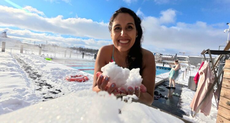 ‘Sirena de Hielo’ defiende su corona: cuándo compite Bárbara Hernández en Mundial de Aguas Gélidas