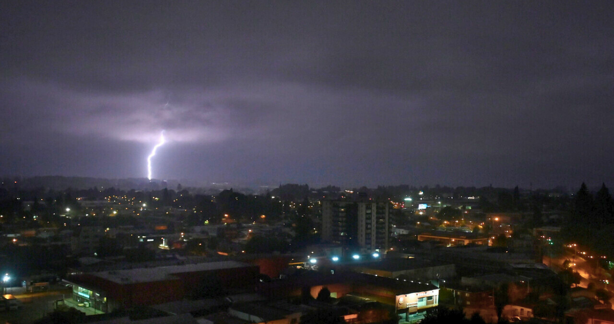 tormenta eléctrica