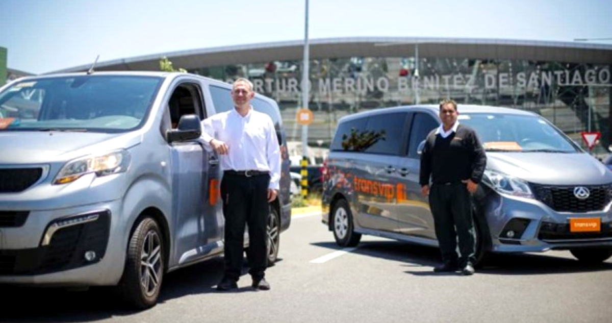 Ganan $1,5 millones promedio al mes: Transvip busca cientos de conductores para Aeropuerto de Santiago