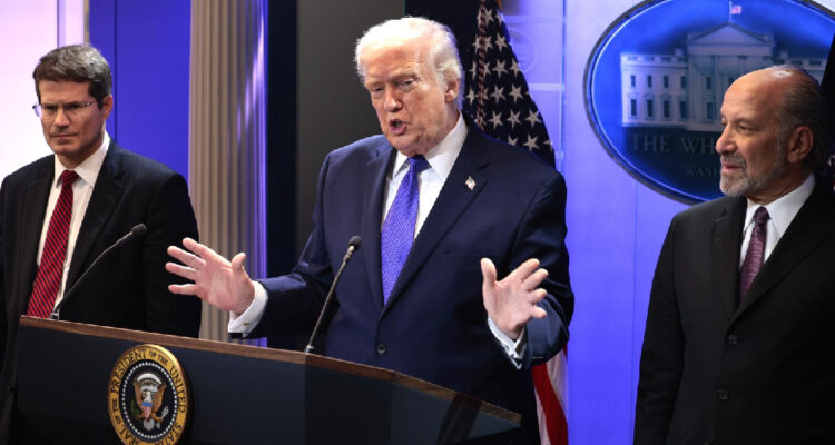 Trump arremete y anuncia nuevo arancel global del 10% tras la decisión de la Corte Suprema de EEUU