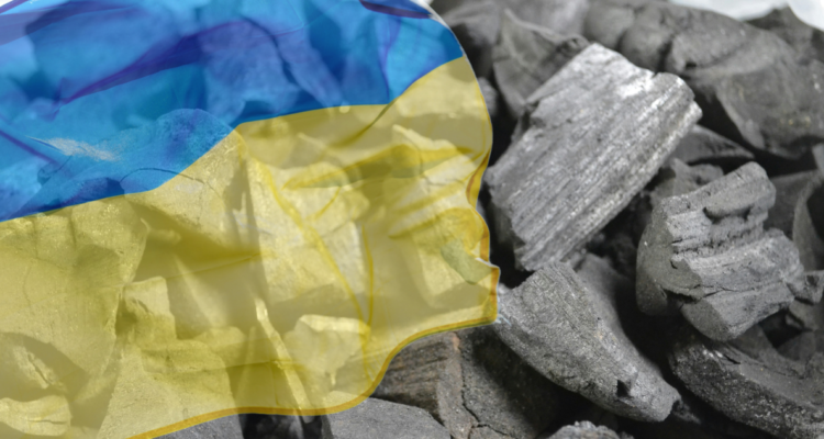 Imagen de contexto de carbón y bandera de Ucrania