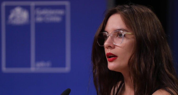 Vallejo arremete contra dichos de embajador de EEUU: “Están fuera del lenguaje diplomático”