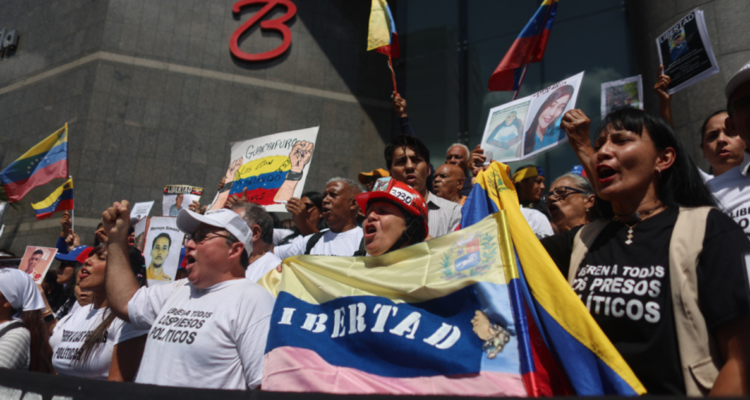Venezuela dicta primeras 379 excarcelaciones a presos políticos por la ley de amnistía
