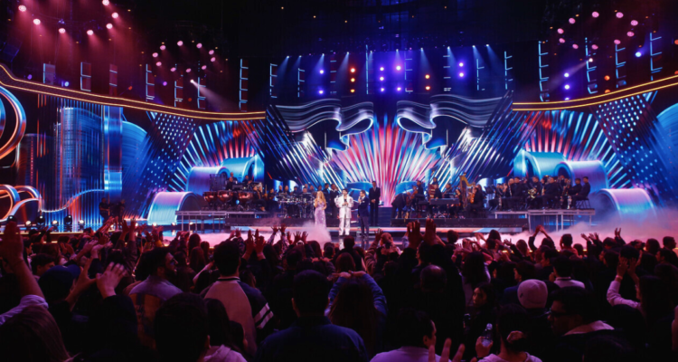 Quiénes se presentan esta domingo en Viña 2026