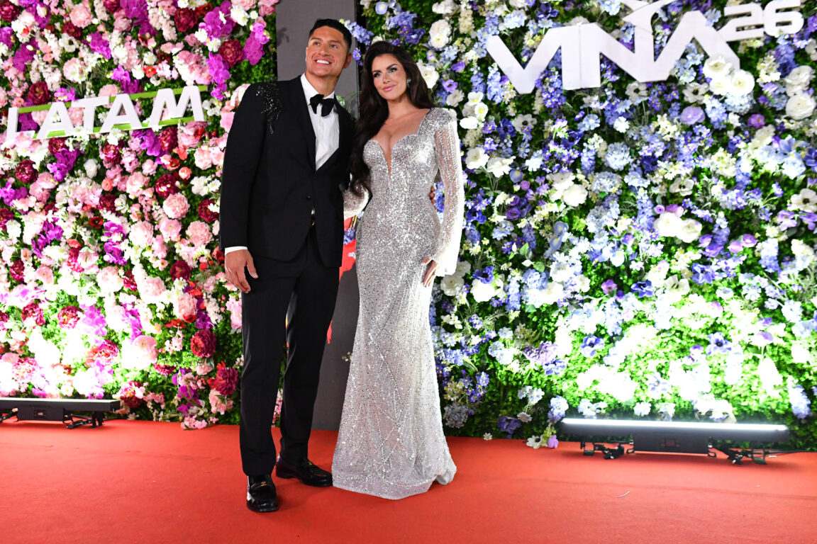 Tras intervención estética: Emilia Dides estuvo en la gala de Viña a menos de un mes de ser mamá