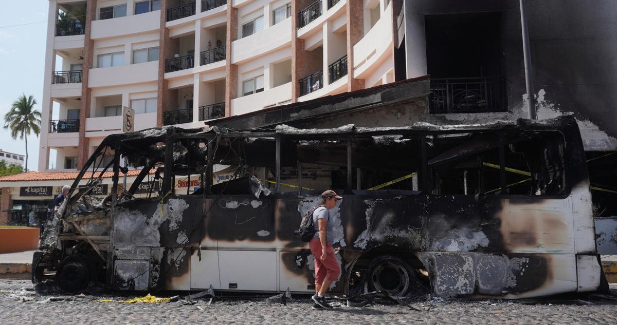Jalisco intenta volver a la normalidad tras violencia narco