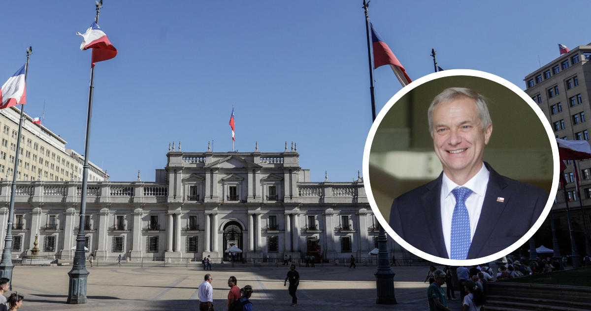 La Moneda y foto de José Antonio Kast