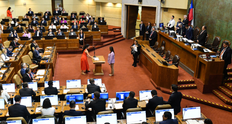 Acuerdo de comisiones en la Cámara podría cerrarse hoy con DC y PPD cruzando al pacto con la derecha