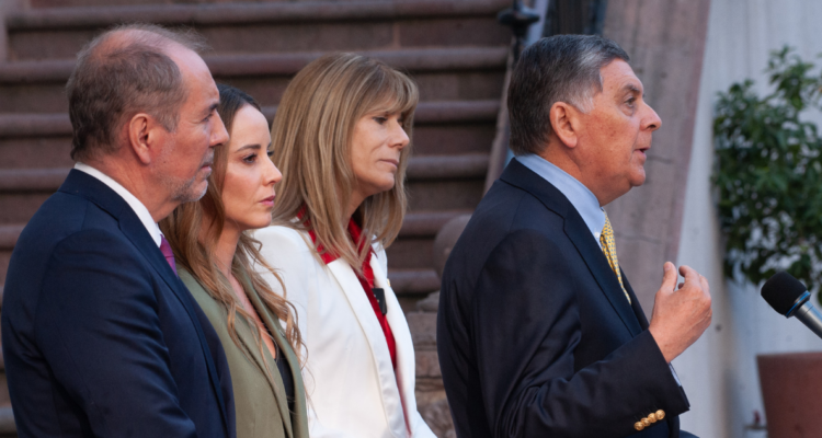 Alvarado blinda a Sedini y responde a las críticas: “Este Gobierno no se desordena ante la crisis”