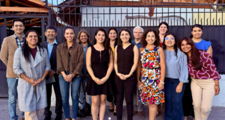 Asesor del Ministerio de la Mujer no asumirá tras revelarse causas de maltrato a mujeres