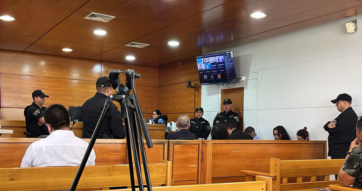 Postergan formalización de los tres abogados y funcionario judicial acusados de delitos de corrupción