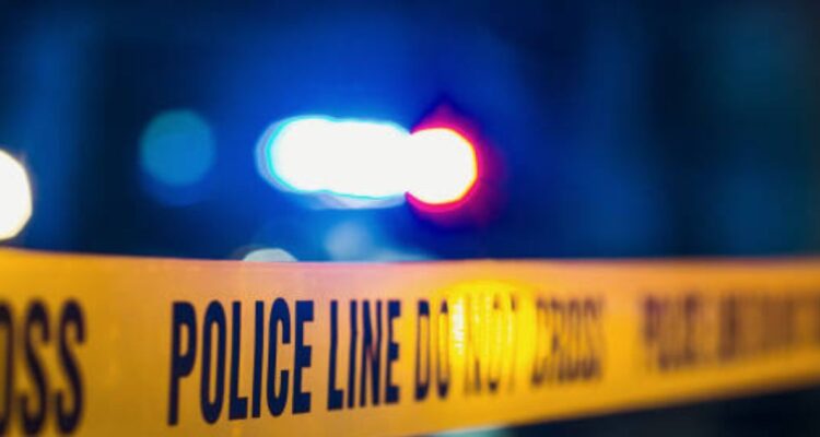 Hombre muere aplastado por mujer que cayó desde un edificio de 19 pisos en Australia