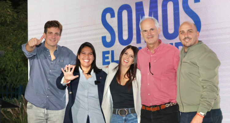 Andrea Balladares ganó la interna de RN y se convierte en la primera presidenta del partido