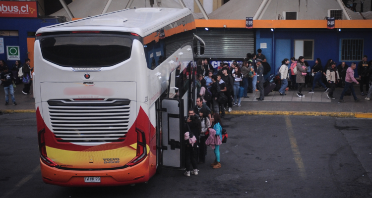 Asociación de Buses alerta que eventual eliminación de MEPCO podría traducirse en más carga al usuario