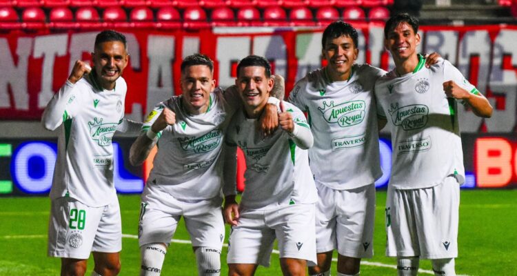 Audax Italiano celebra triunfo ante La Calera en Copa de La Liga 2026