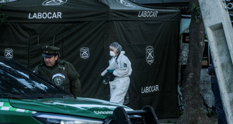 Balacera en Los Ángeles deja dos hombres muertos: atacantes dispararon desde una camioneta