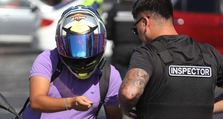 Balance positivo por “súper lunes” en eje Alameda: advierten que “prueba de fuego” será el miércoles