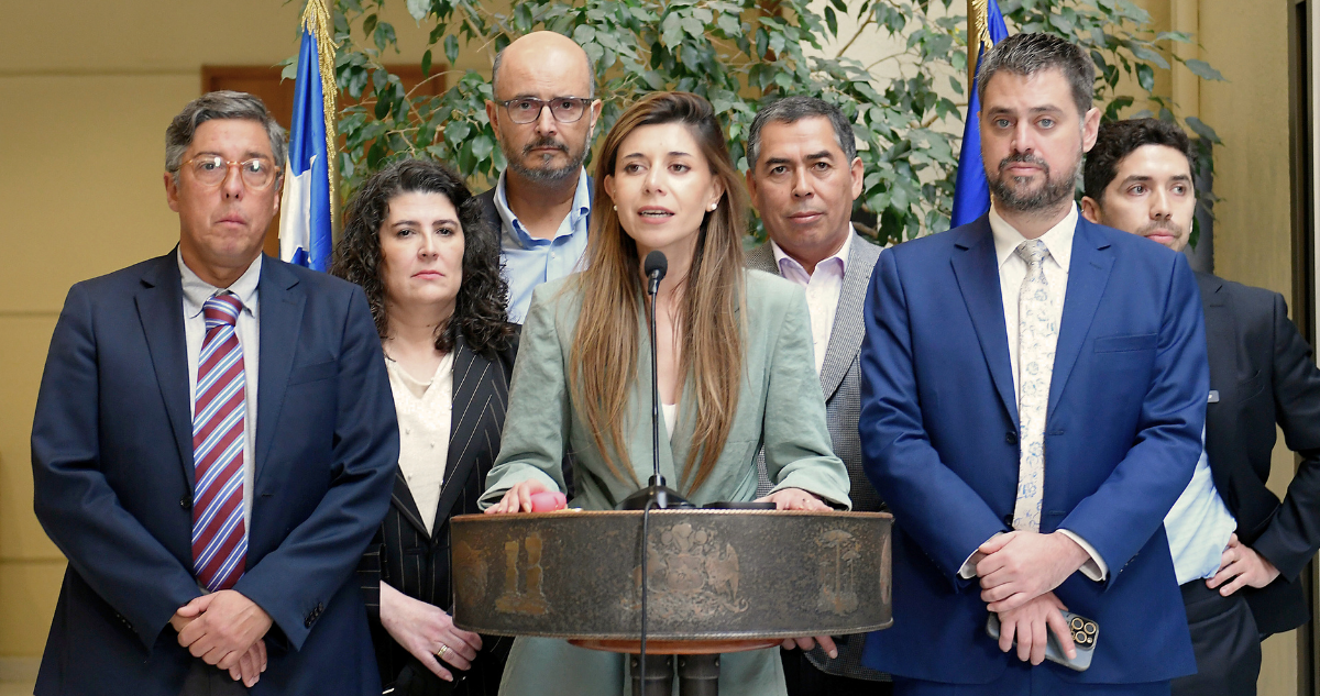 Bancada PS pide a Kast fijar postura por conmutación de penas: “Si quieren indultar genocidas díganlo”