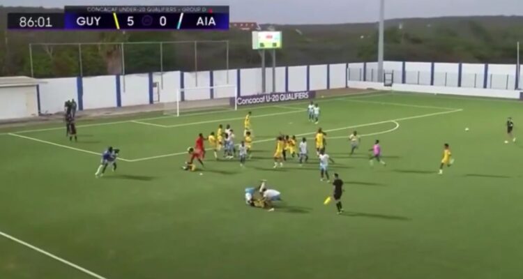 Partido Sub 20 entre Guyana y Anguila terminó en batalla campal.