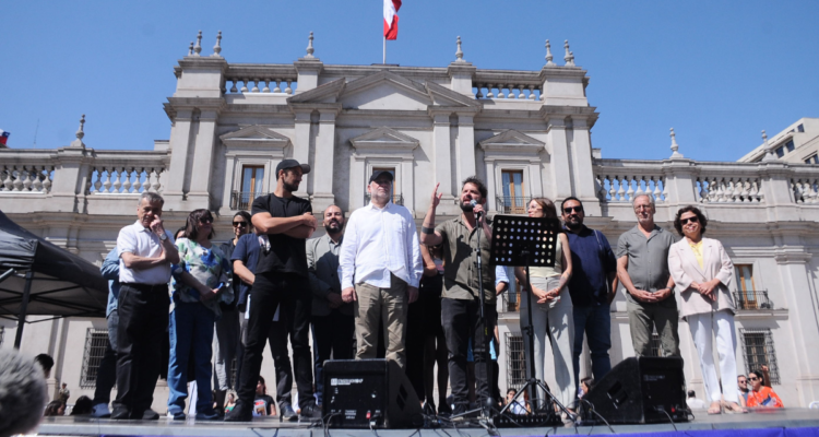 Parlamentarios opositores critican despedida de Boric: "Corrupción no es solo llevarse dinero"