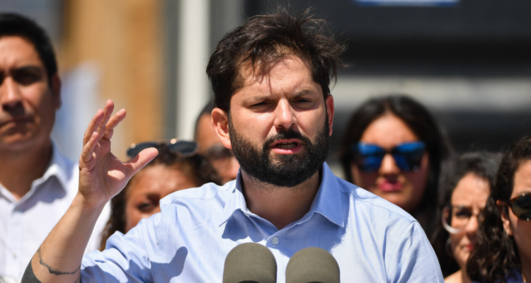 Boric insiste con Sala Cuna Universal: “No es un gallito del Gobierno, es un avance para Chile”