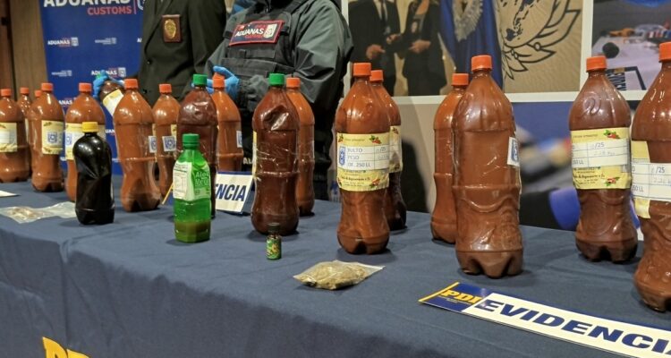 Botellas de ayahuasca