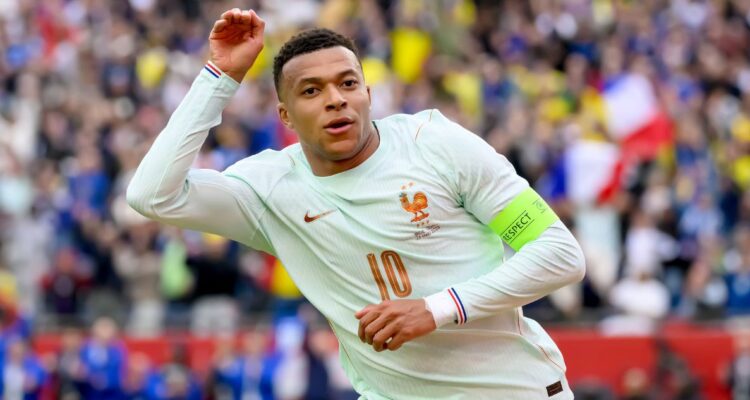 Mbappé le gana duelo a Vinicius: Francia derrota en amistosos de lujo a Brasil con golazo del francés