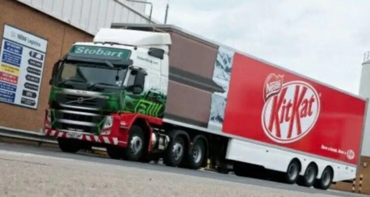 El misterio de los KitKat: ni rastros del camión ni de las 12 toneladas de chocolate robadas en Europa