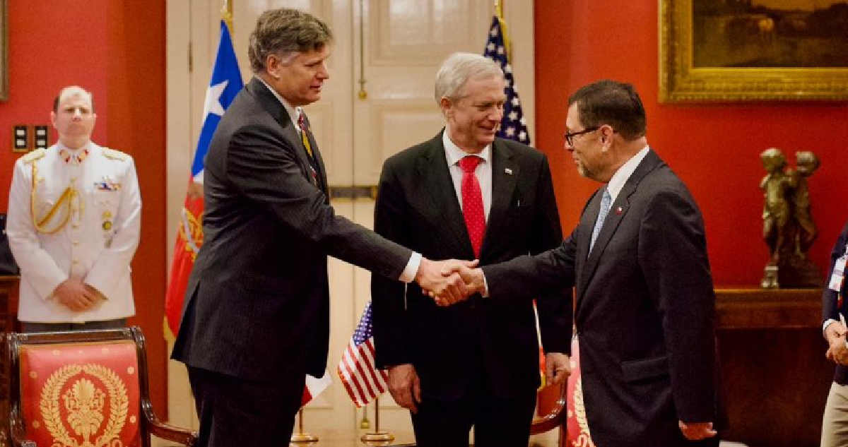 Chile y EEUU firman acuerdo para avanzar en la cooperación sobre minerales críticos y tierras raras