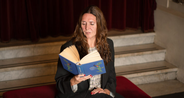 De “Orgullo y Prejuicio” a “Martín Rivas”: Municipal de Santiago anuncia su primer club de lectura