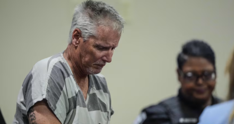 Hallan culpable por homicidio al padre del menor que mató a 4 personas durante tiroteo en Georgia