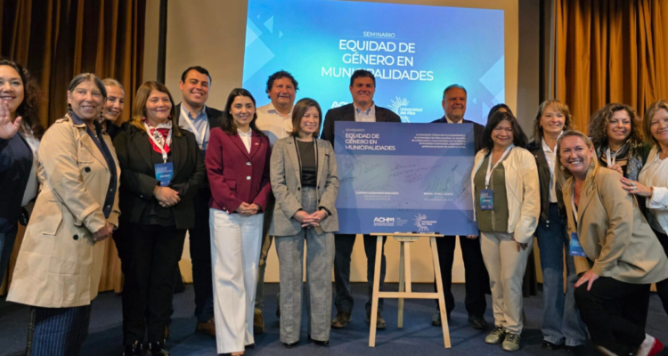 Índice de Equidad de Género: solo el 16,5% de los municipios chilenos son liderados por mujeres