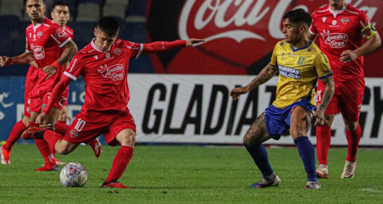 Ñublense venció a la UdeC en Copa de la Liga.
