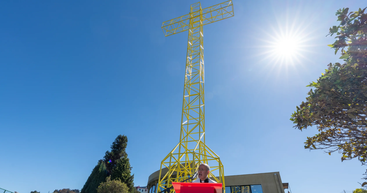 Fue erigida en 1987: Universidad Católica de la Santísima Concepción reinagura su Cruz Papal