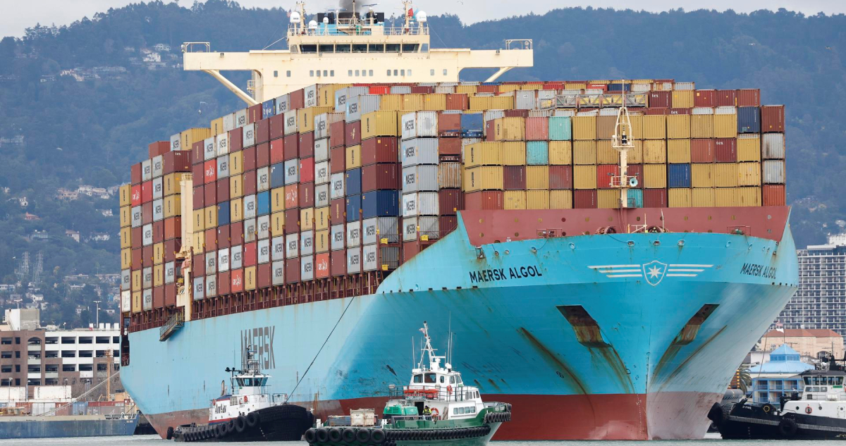El déficit comercial de Estados Unidos cayó un 25,3% en enero