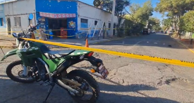 Carabinero de civil balea a delincuente para frustrar robo en Recoleta