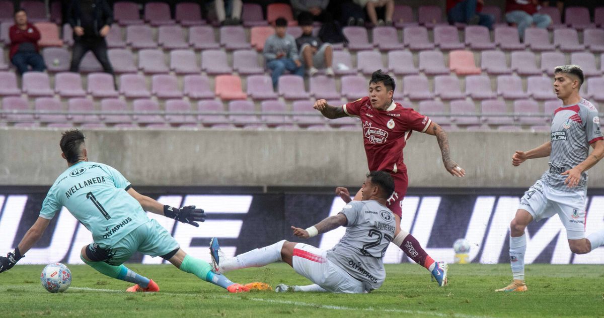 Deportes La Serena venció a Unión La Calera en La Liga de Primera