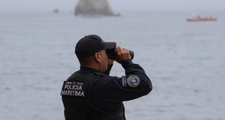 Amplio operativo en Guanaqueros por avistamiento de cuerpo que sería de tripulante desaparecido