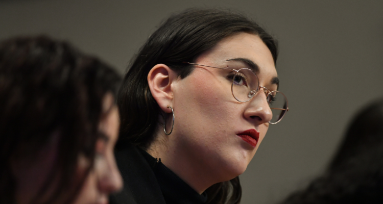 Diputada Schneider (FA) acusa “guión de la ultraderecha” tras ajustes al gasto del gobierno de Kast