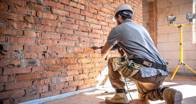 Capacitaciones y envíos a $1: Easy lanza programa de beneficios para especialistas de la constucción