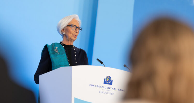 El Banco Central Europeo mantiene los tipos de interés pese a la fuerte alza del petróleo