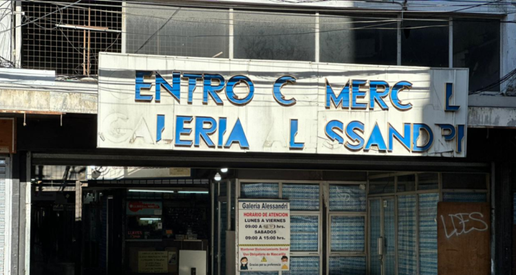 Concepción: Gobierno anuncia inversión de $18 millones en la Galería Alessandri para cambiar ventana
