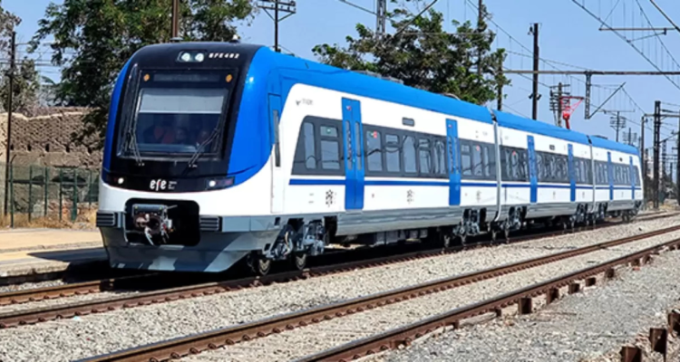 Uno de los proyectos emblemáticos de Boric: Tren Santiago Valparaíso queda estancado y sin avance