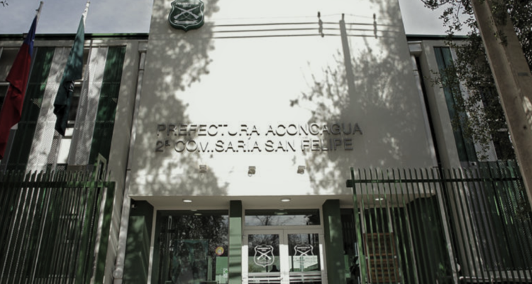 Hombre detenido por robar un camión murió al interior de calabozo tras convulsionar en San Felipe