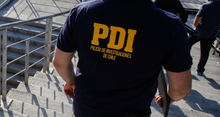 Amenazó y se equivocó de casa: detienen en Valdivia a hombre que se hizo pasar por funcionario PDI