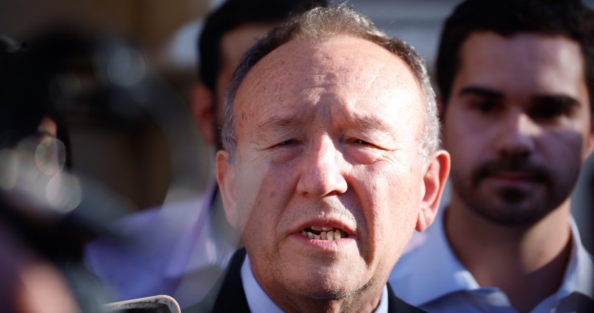 García Ruminot afirma que no pondrán término a 40 horas: Kast “no va a restar ningún beneficio social”