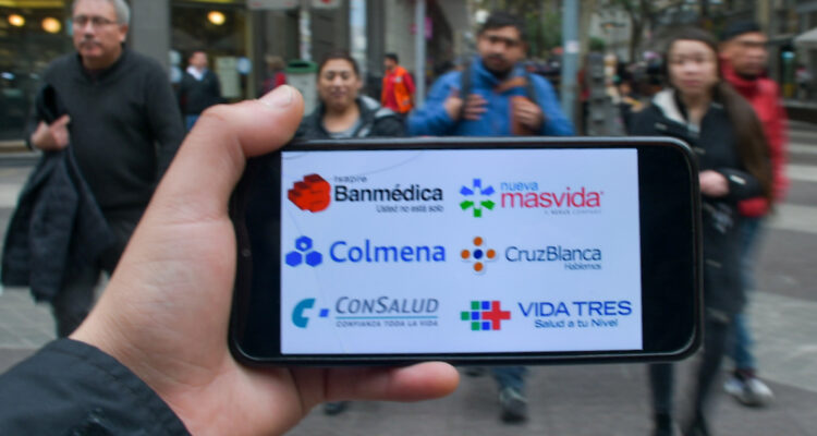 Tres llegarán al tope de 3,5%: Gobierno revela cuánto podrán subir los precios base de Isapres en 2026