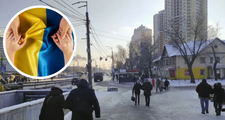 Personas caminando por Kiev (Ucrania) y personas tomadas de la mano sobre bandera de Ucrania.