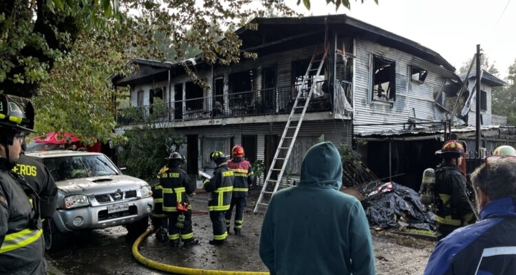 Incendio de inmueble en Valdivia