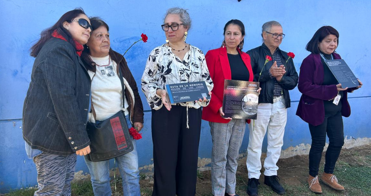 Instalan placa de memoria en excuartel de Investigaciones de Osorno usado para represión en dictadura